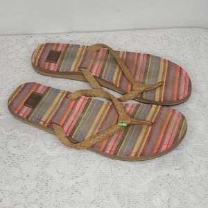 Sanuk striped slip on thong sandals sz 10